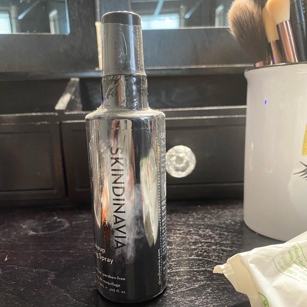 Make-up setting spray. Brand new. Still sealed.